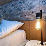 Orient Hotel