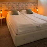 Orient Hotel